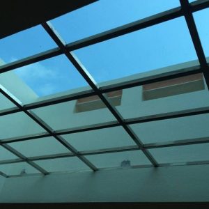 Tấm lợp giếng trời bằng polycarbonate rỗng